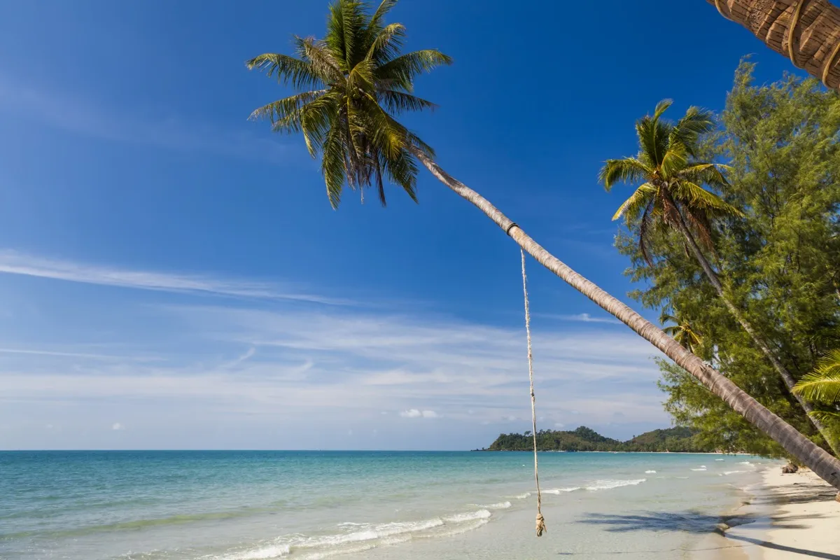 Phuket in March — a hot day at Kata Noi Beach